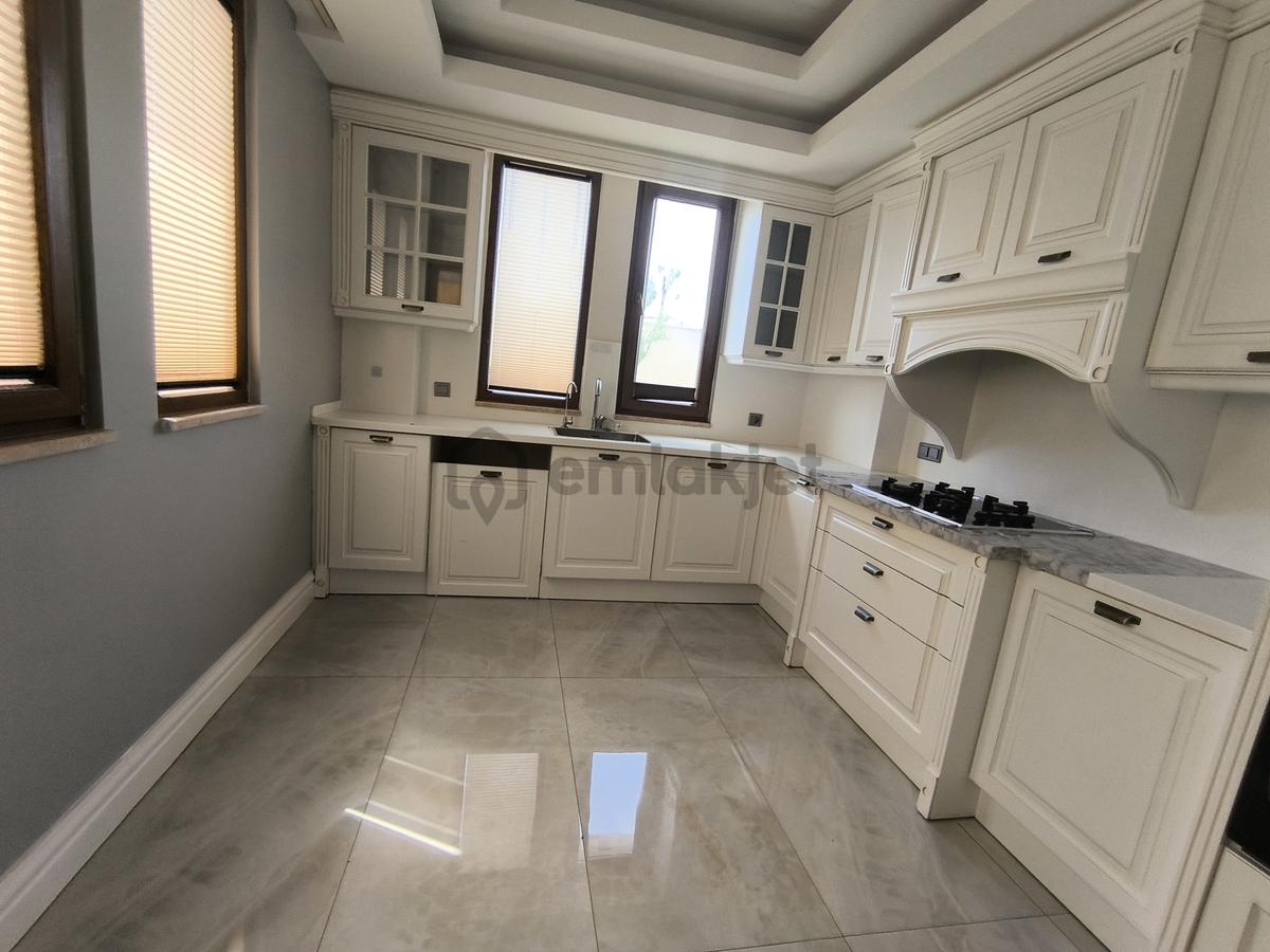 Selimpaşada Site İçinde 2 Katlı Satılık Müstakil Villa - 27
