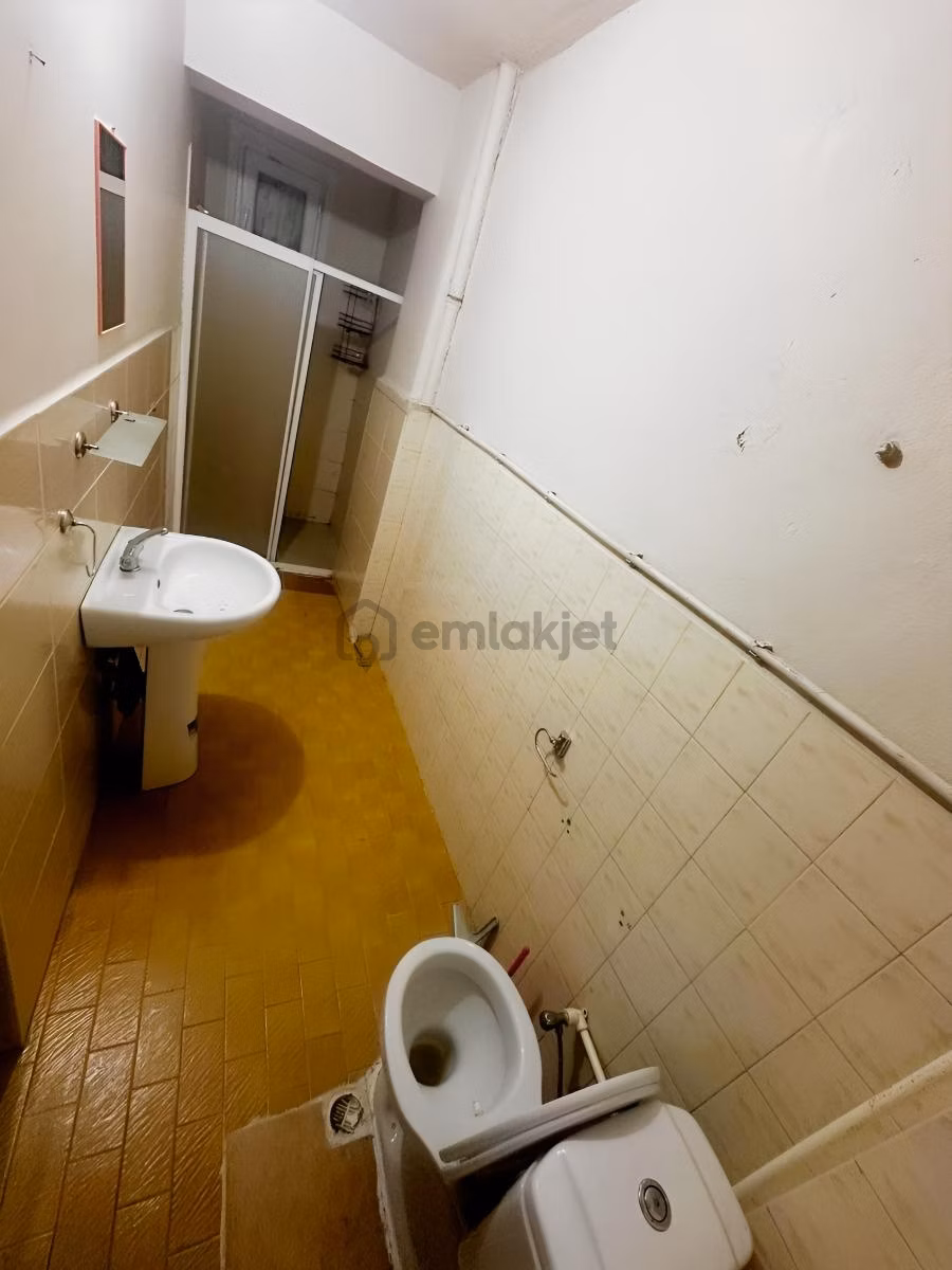 90m² Aile Apartmanın Da Kiralık 2+1 Daire - 16