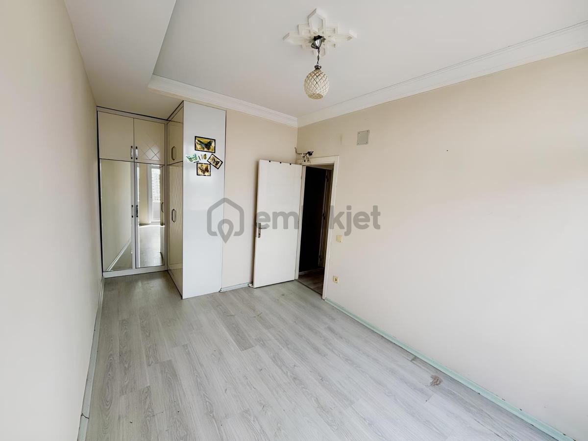 Toros Mahallesi Geniş Kiralık 2+1 Kapalı Mutfak Daire - 24