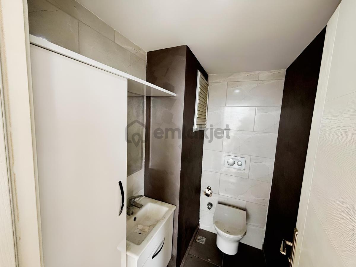 Toros Mahallesi Geniş Kiralık 2+1 Kapalı Mutfak Daire - 20
