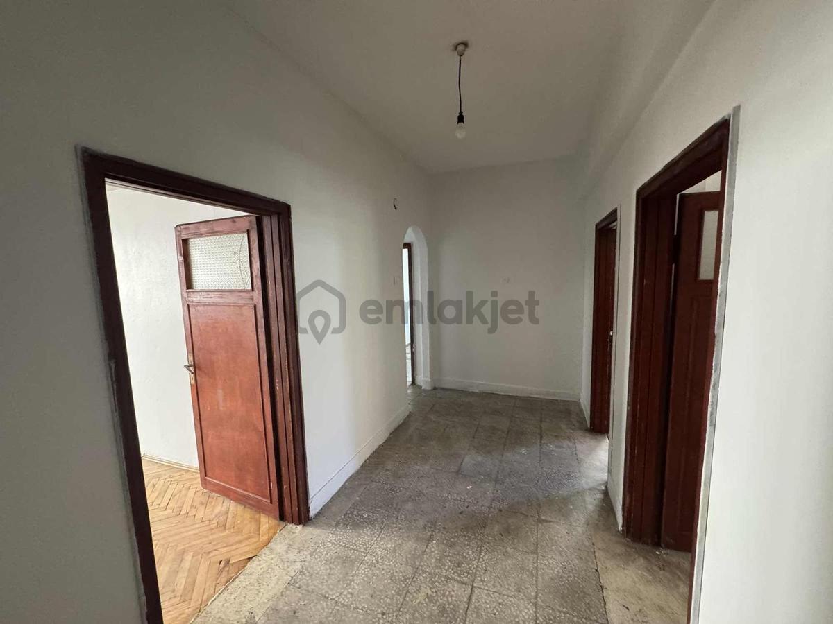 Aydınlıkevler Mahallesı'nde Satılık 3 + 1 Daıre - 15