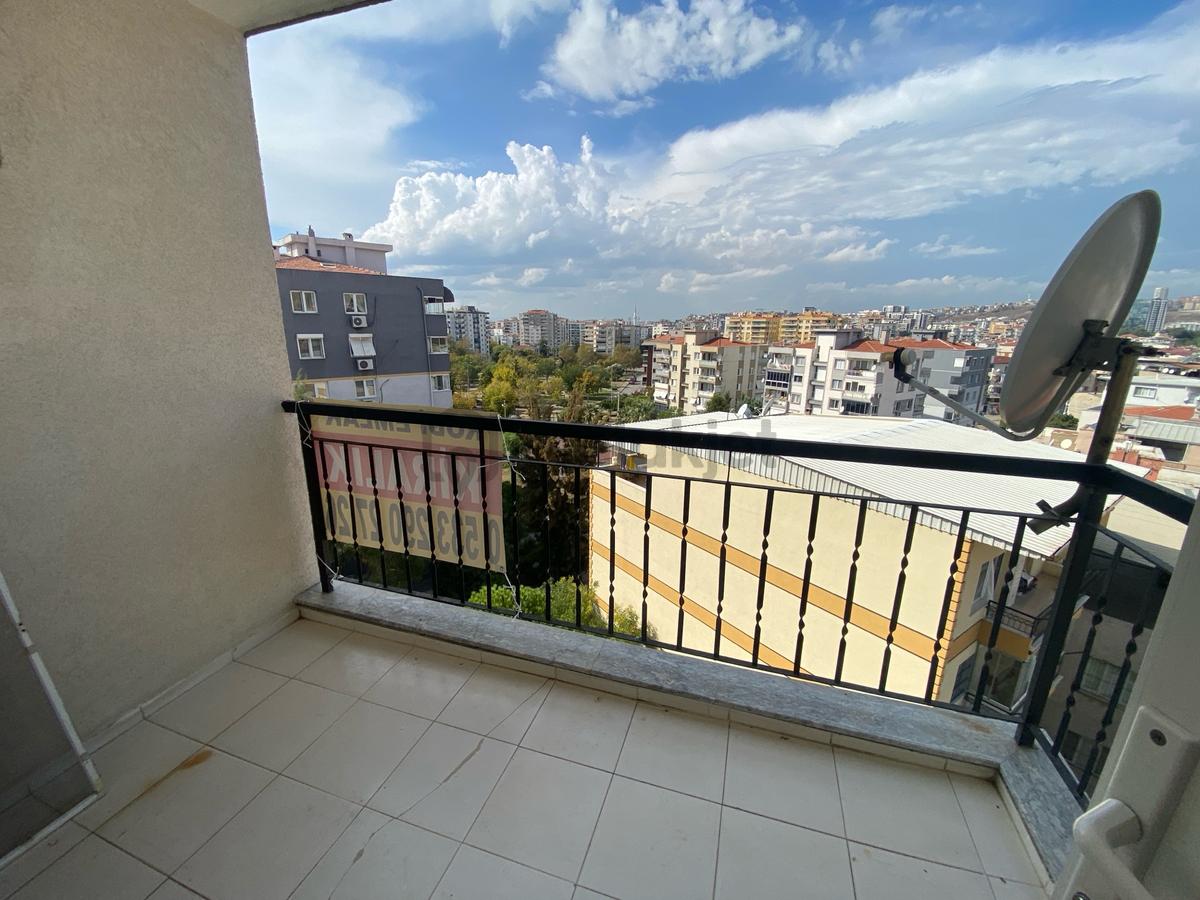 Bayraklı Postacılarda 3+1 Doğalgazlı Asansörlü Kiralık Daire - 3