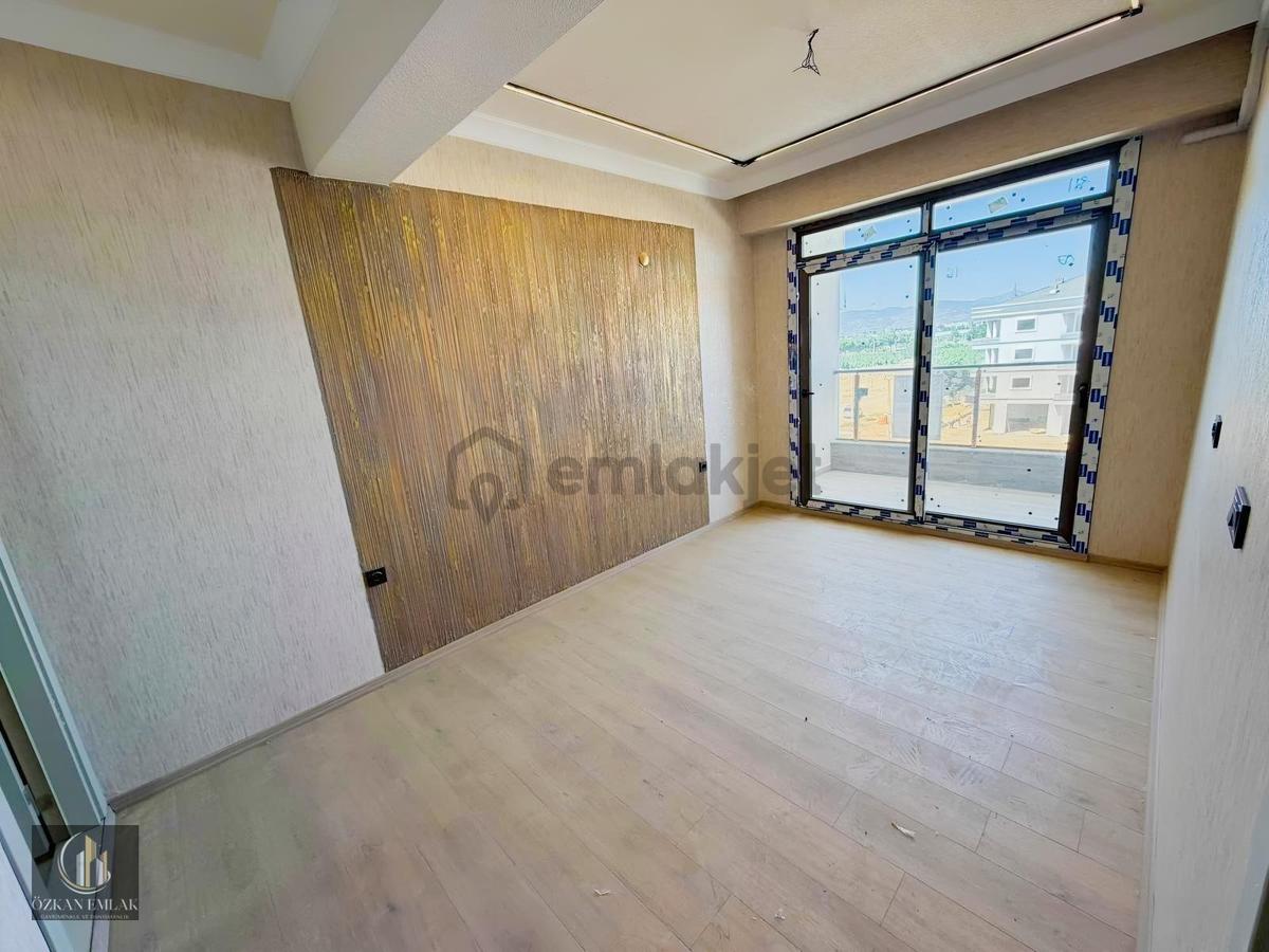 İzmir Tirede Satılık Sıfır 3+1 Daire - 11