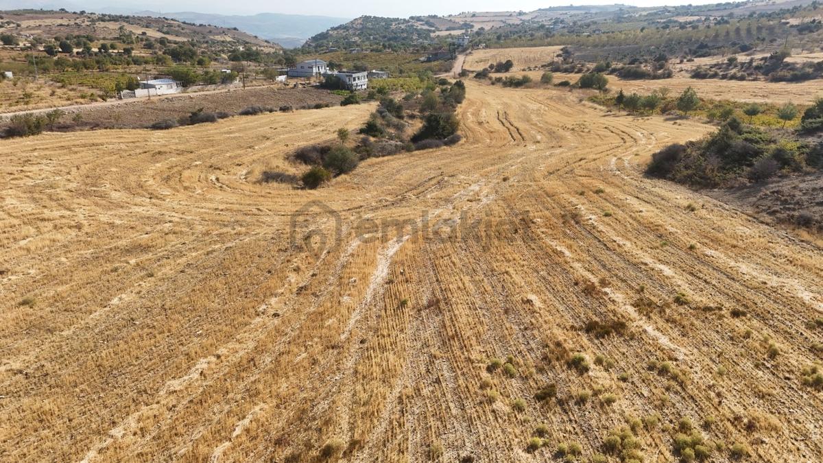 Hakev'den Oyalıda Satılık 894 M2 Arsa - 13