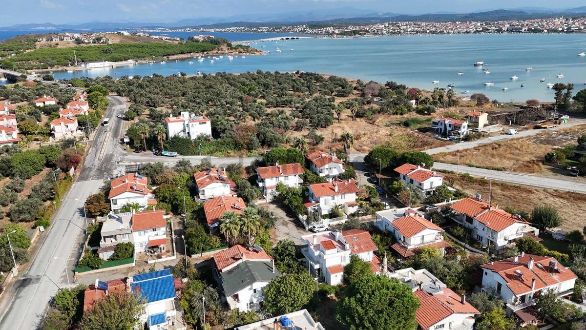 Balnovadan Cundanın Ayrıcalıklı Dokusunda 3+1 Satılık Villa - 3