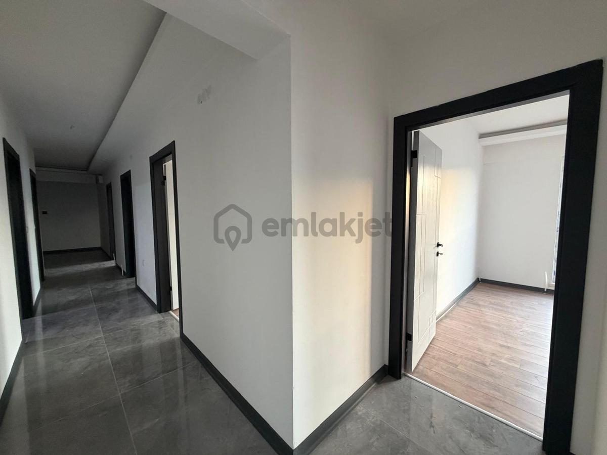 Kaya Grup'tan Site İçerisinde Teras Balkonlu Satılık 3+1 Daire - 27