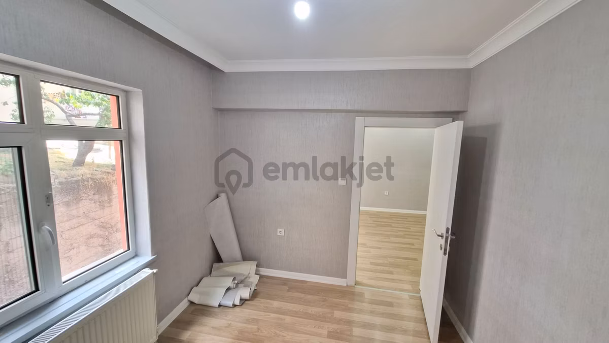Kent Emlaktan Abidin Paşada Cadde Üzerinde Full Yapılı Satılık Daire - 17