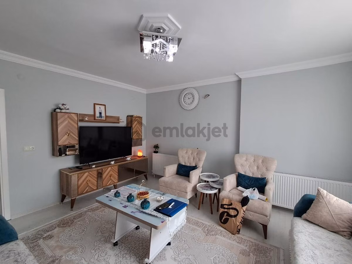 Karapürçekte Site İçerisinde Havuzlu 2+1 Daire - 20