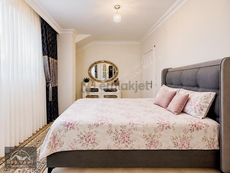 Merkezi Konumda Dev M2 2+1 Giriş Katı Daire!!!! - 4