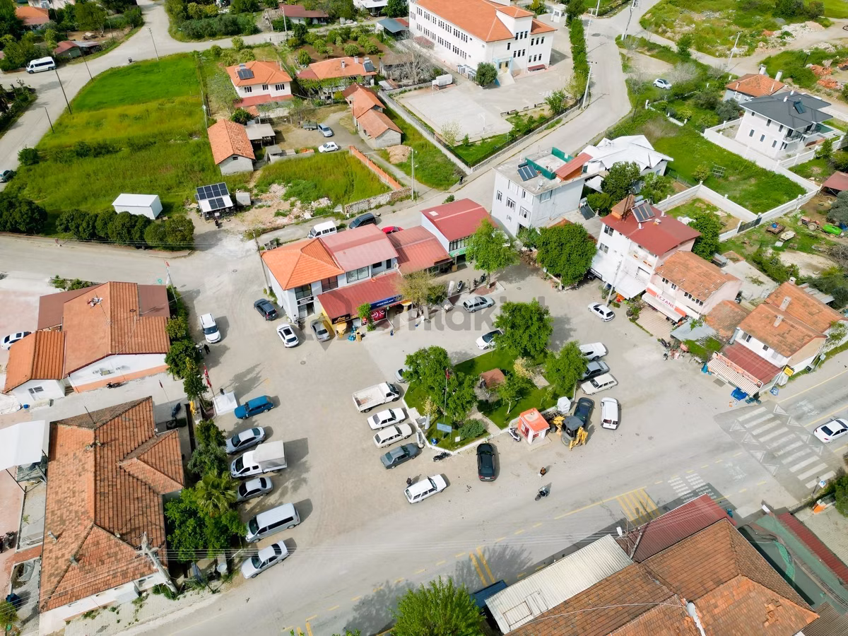 Beyobası Merkezde İmarlı Satılık Arsa - 2
