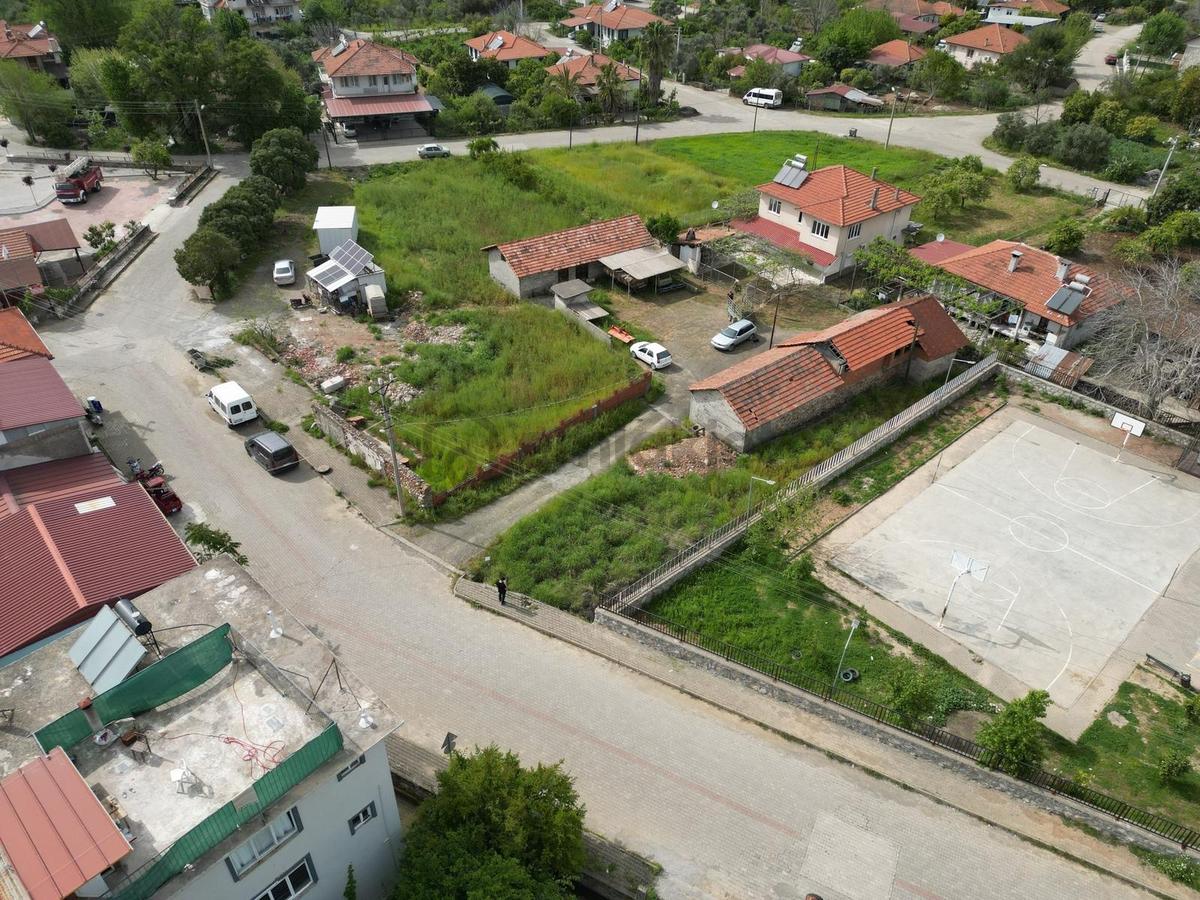 Beyobası Merkezde İmarlı Satılık Arsa - 11