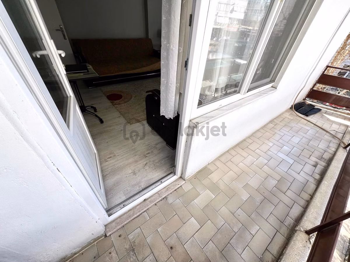 Referans'tan Akçay Merkez'de Denize 100 Mt Ön Cephe 2+1 Daire - 12