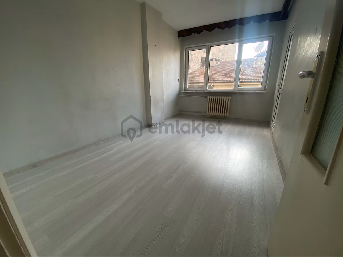Bursa Yıldırım Yeşil Mah 3+1110 M Ara Kat Daire - 15