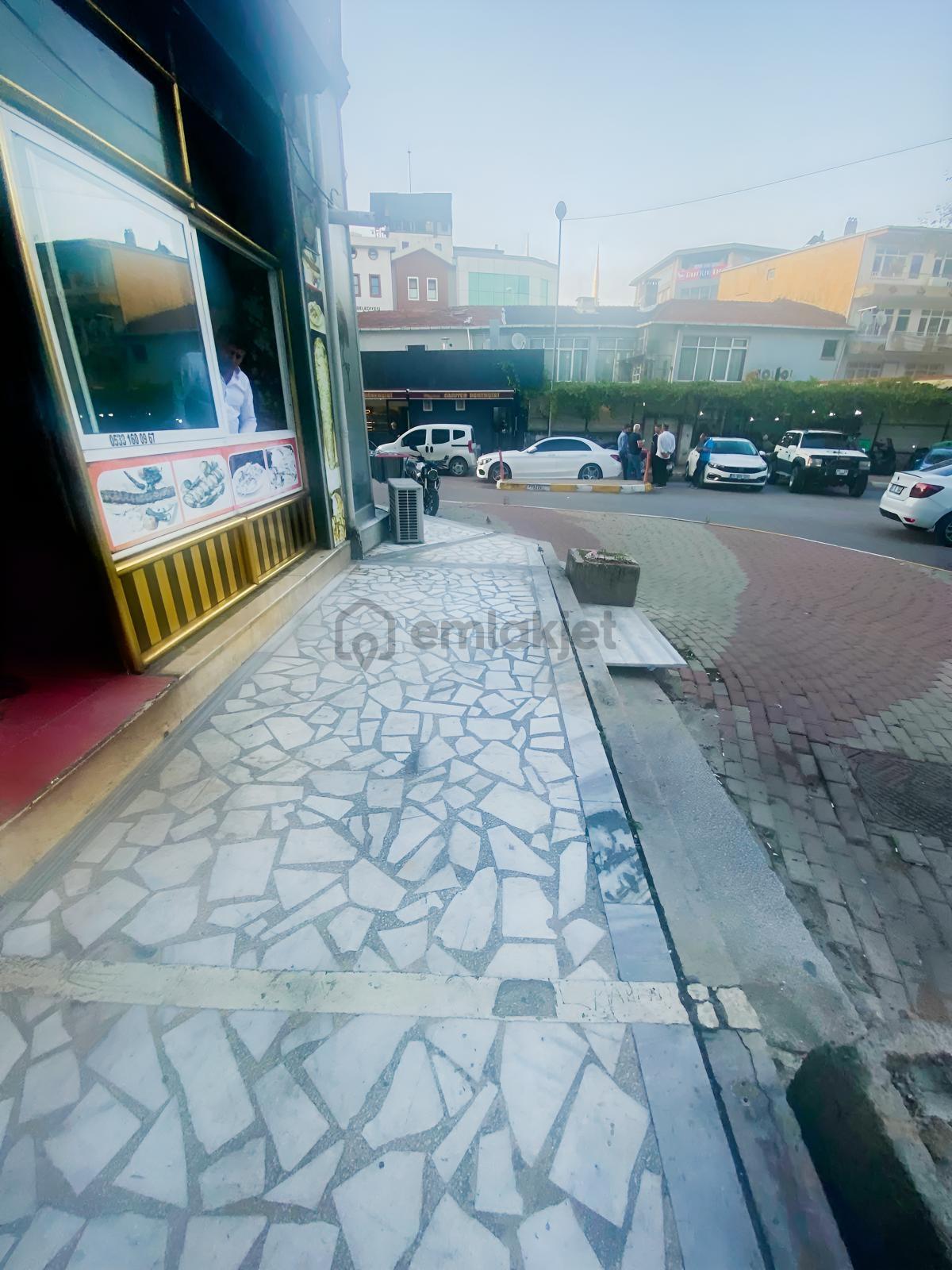 Kurtköy Merkezde Kiralık Dükkan - 5