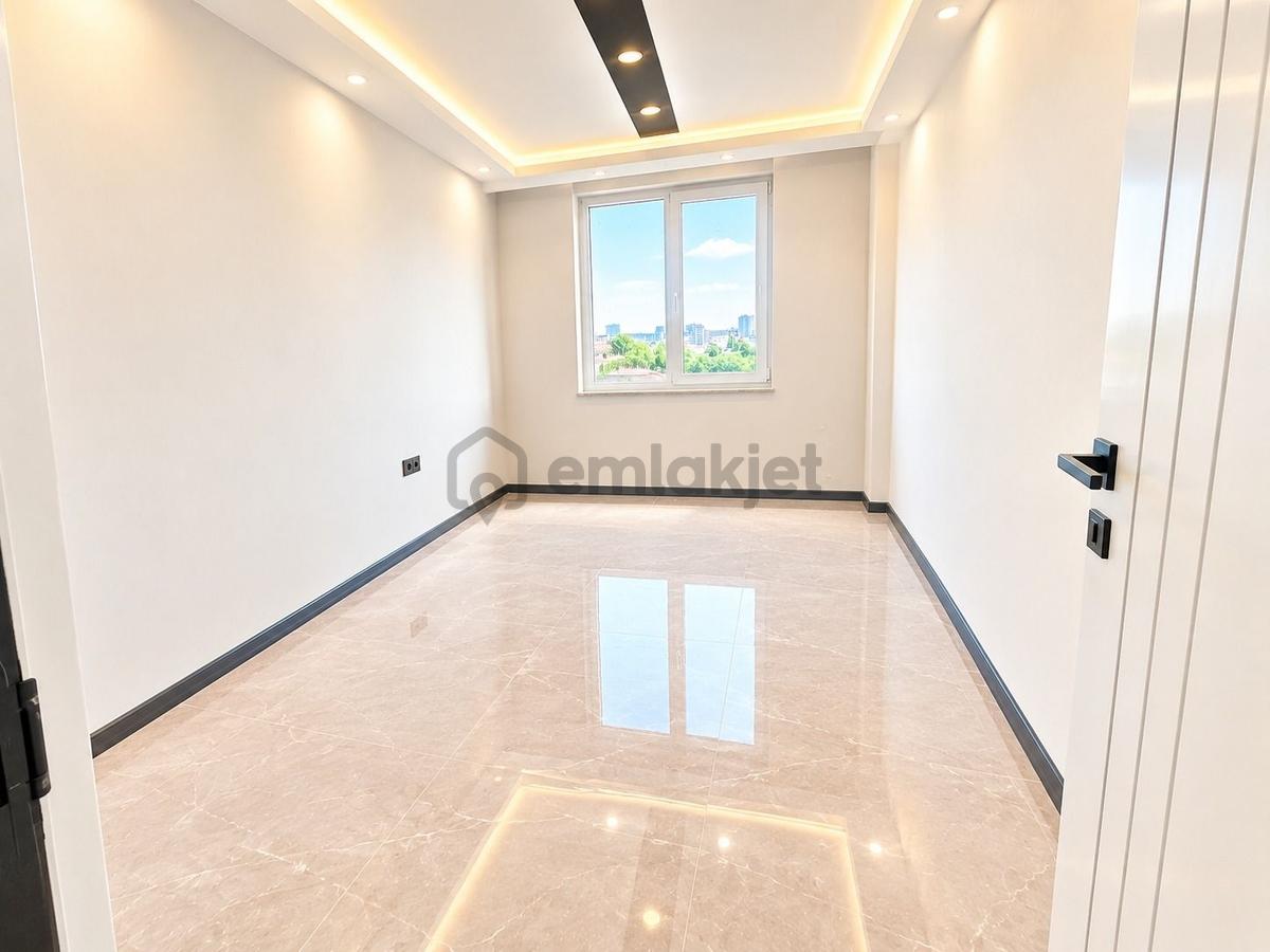 Full Antalya Deniz Manzaralı Katta Geniş 2+1 - 13