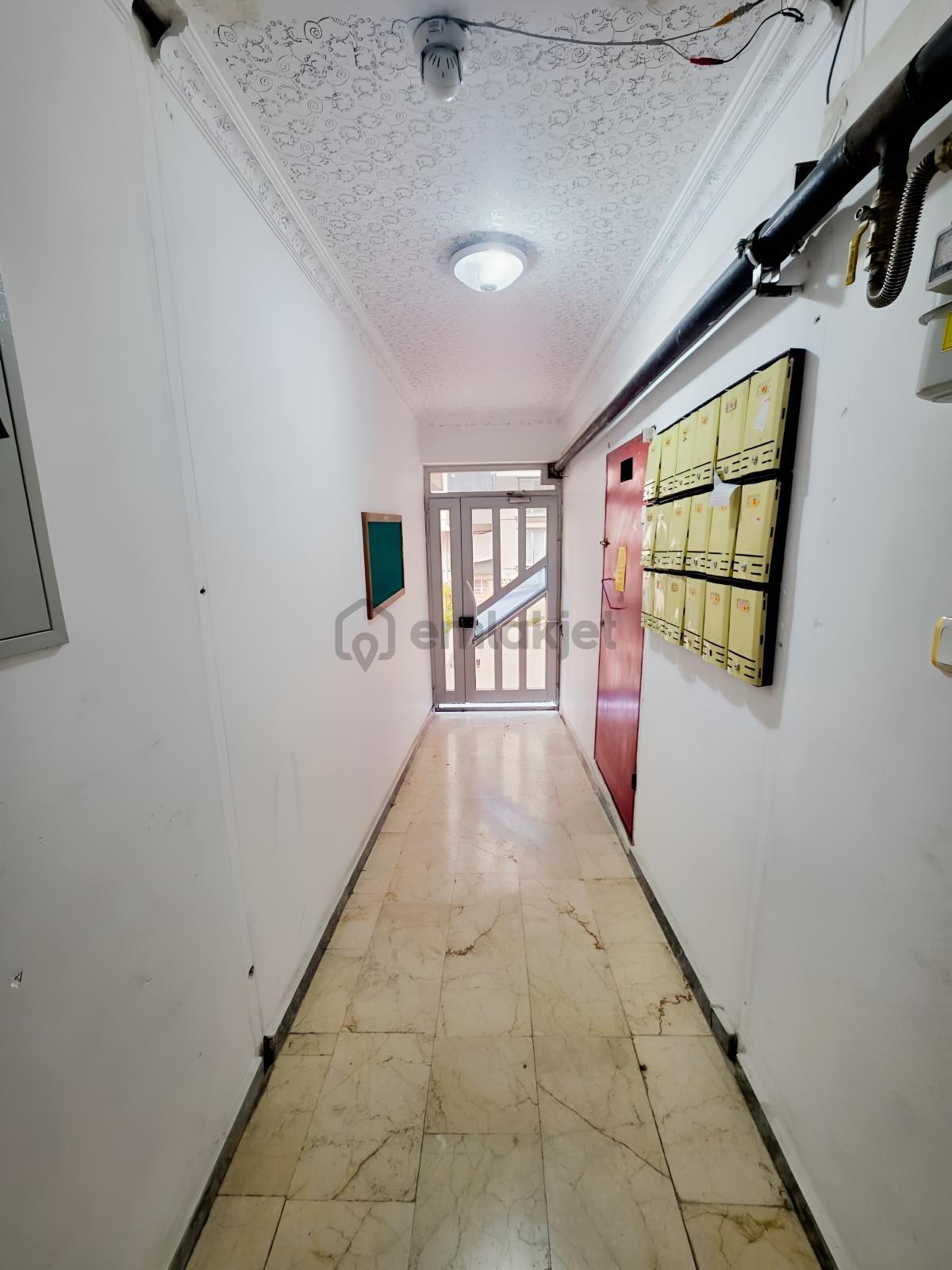 Doğukent Caddesinde 2+1 Yapılı Satılık Daire - 14