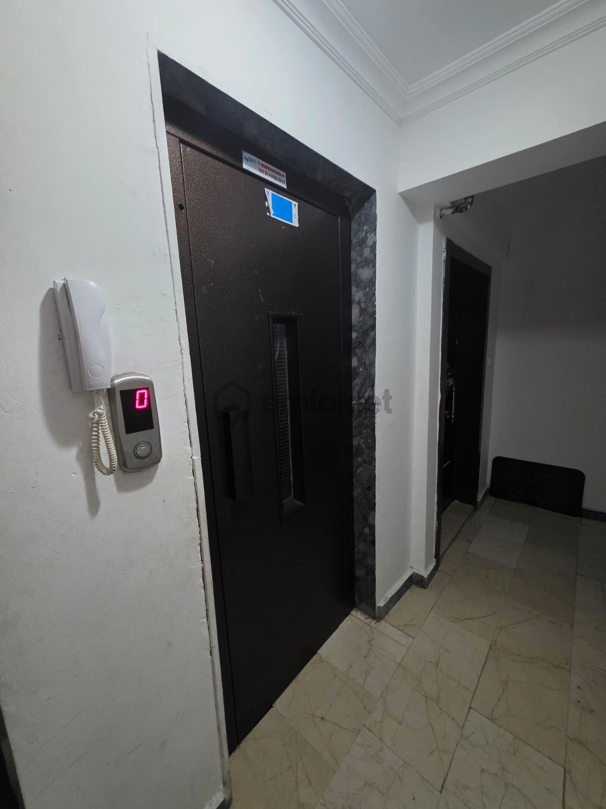 Doğukent Caddesinde 2+1 Yapılı Satılık Daire - 23
