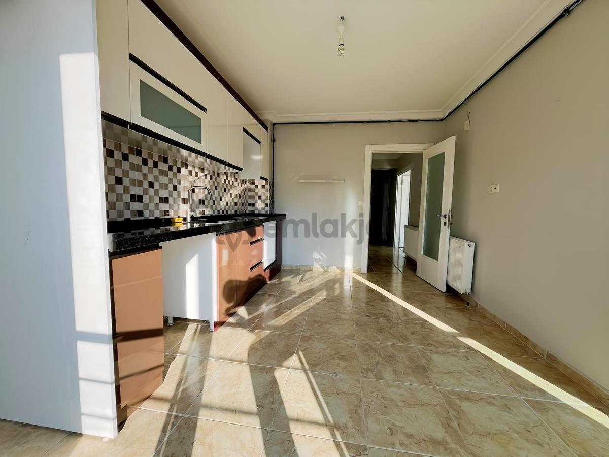 Cengizhan Mahallesinde Site İçerisinde 3+1 Kiralık Daire - 9