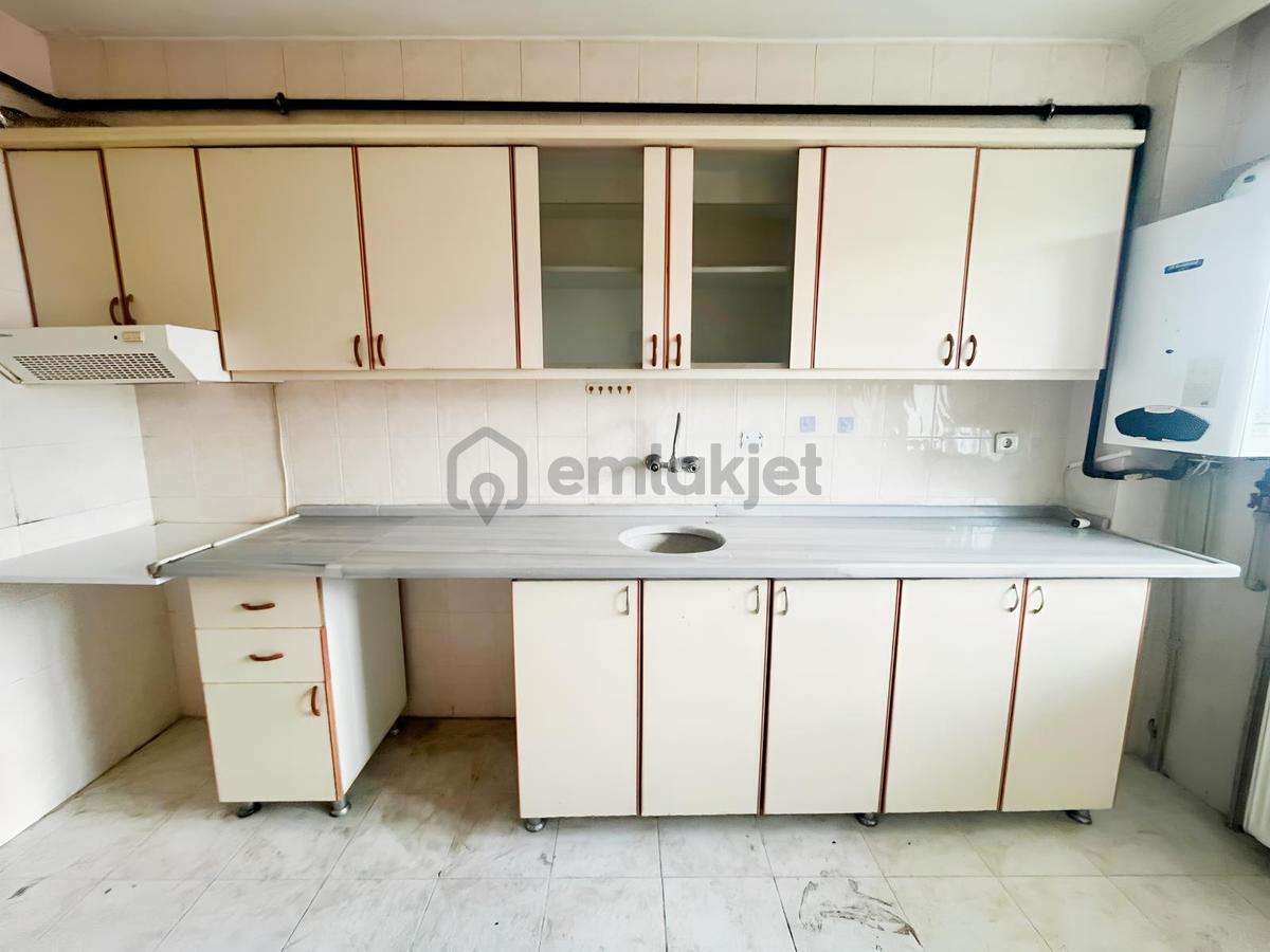 Natoyolu Cadde Üzeri Ön Cephe 3+1 Kiralık Daire - 3