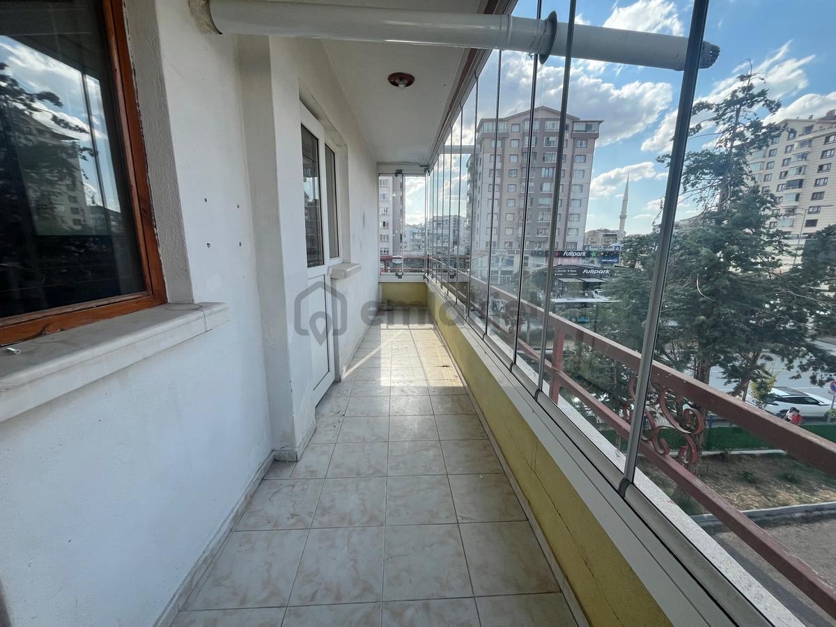 Natoyolu Cadde Üzeri Ön Cephe 3+1 Kiralık Daire - 5