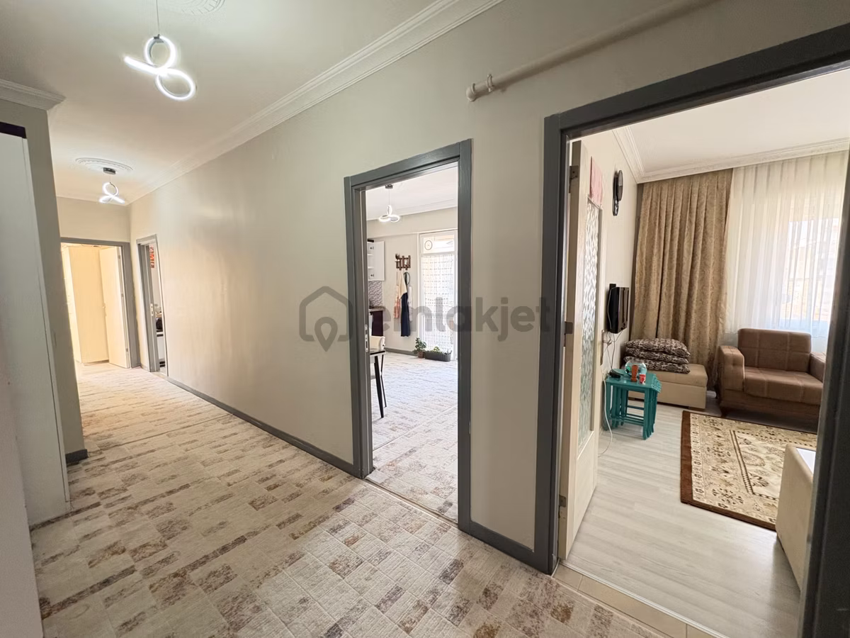 Yüksel Şahin'den S.eyyubi'de Ebeveyn Banyolu 3+1 Satılık Daire - 21