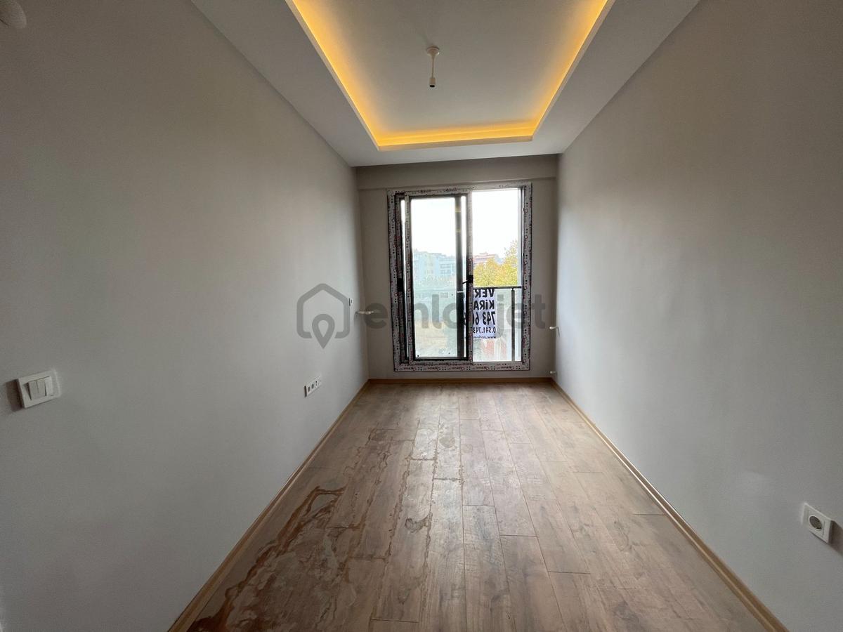 Seferihisar Merkezde Kiralık 1+1 Daire - 12