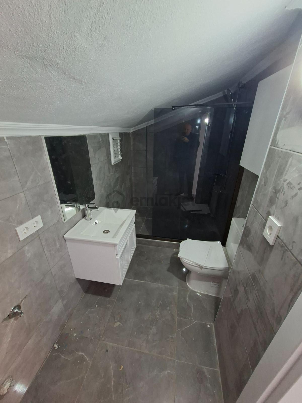 Bahcelievler Hürriyet Mahallesi Satılık Dubleks Daire - 27