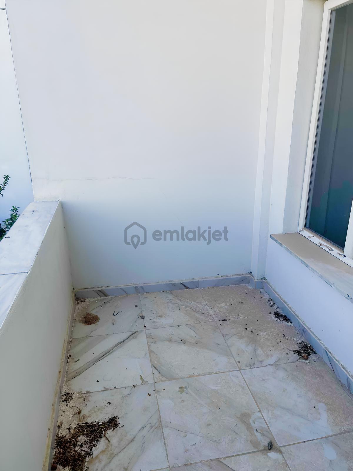 Müşterek Tapolu Satlık İki Katli Müstakil Ev - 10