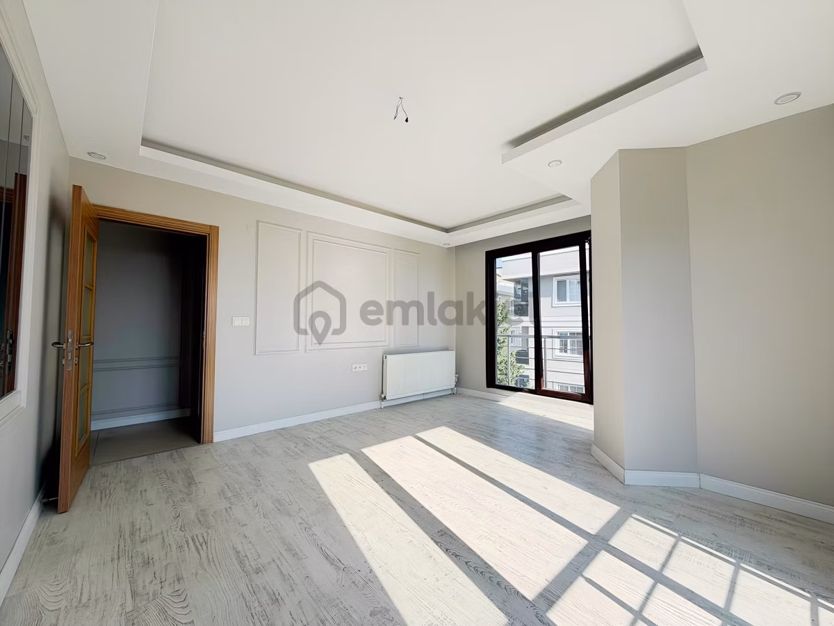 Gürpınar'da Deniz Manzaralı Kiralık 2+1 Arakat - 4