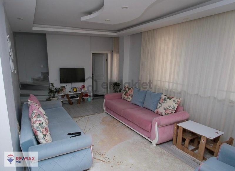 Re/max Mid'den Kuvayi Milliye'de 255 M² Satılık 4+1 Villa - 16