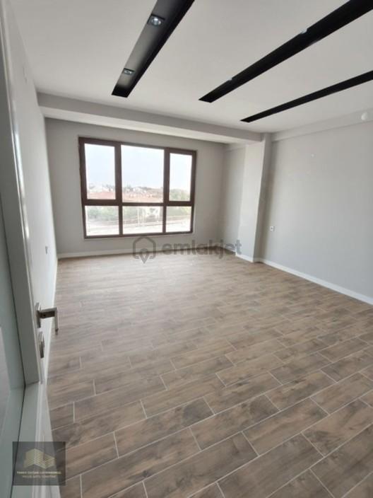 Ertuğrulgazi Cadde Üzerinde 2+1 Kiralık Daire - 6
