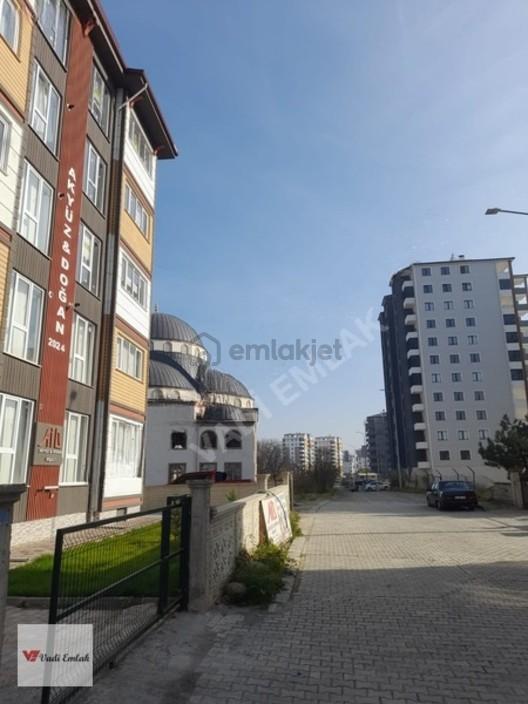 Yeniyurt Da 2+1 Kiralık Daire / Vadi Emlak - 14