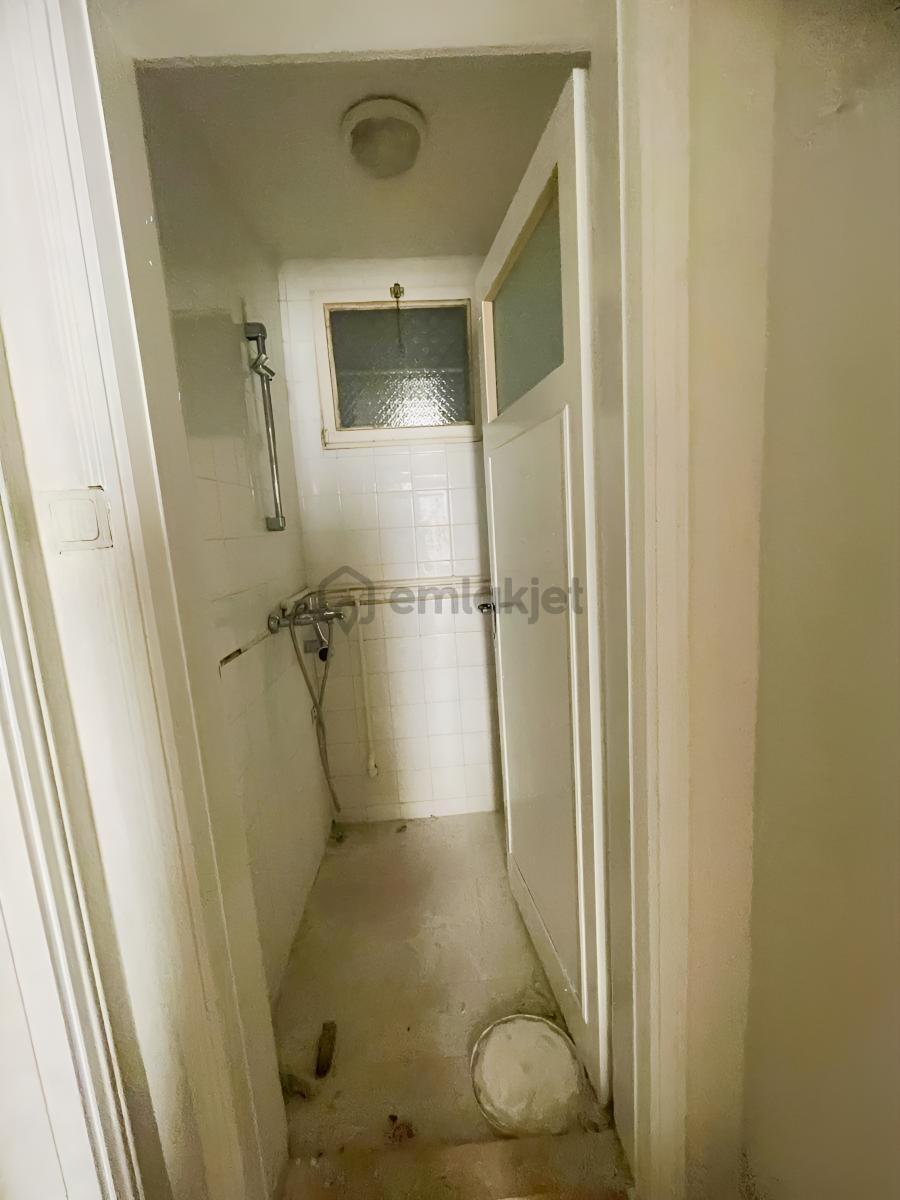 Buca Vali Rahmi Bey 2+1 Müstakil Kiralık Ev - 7