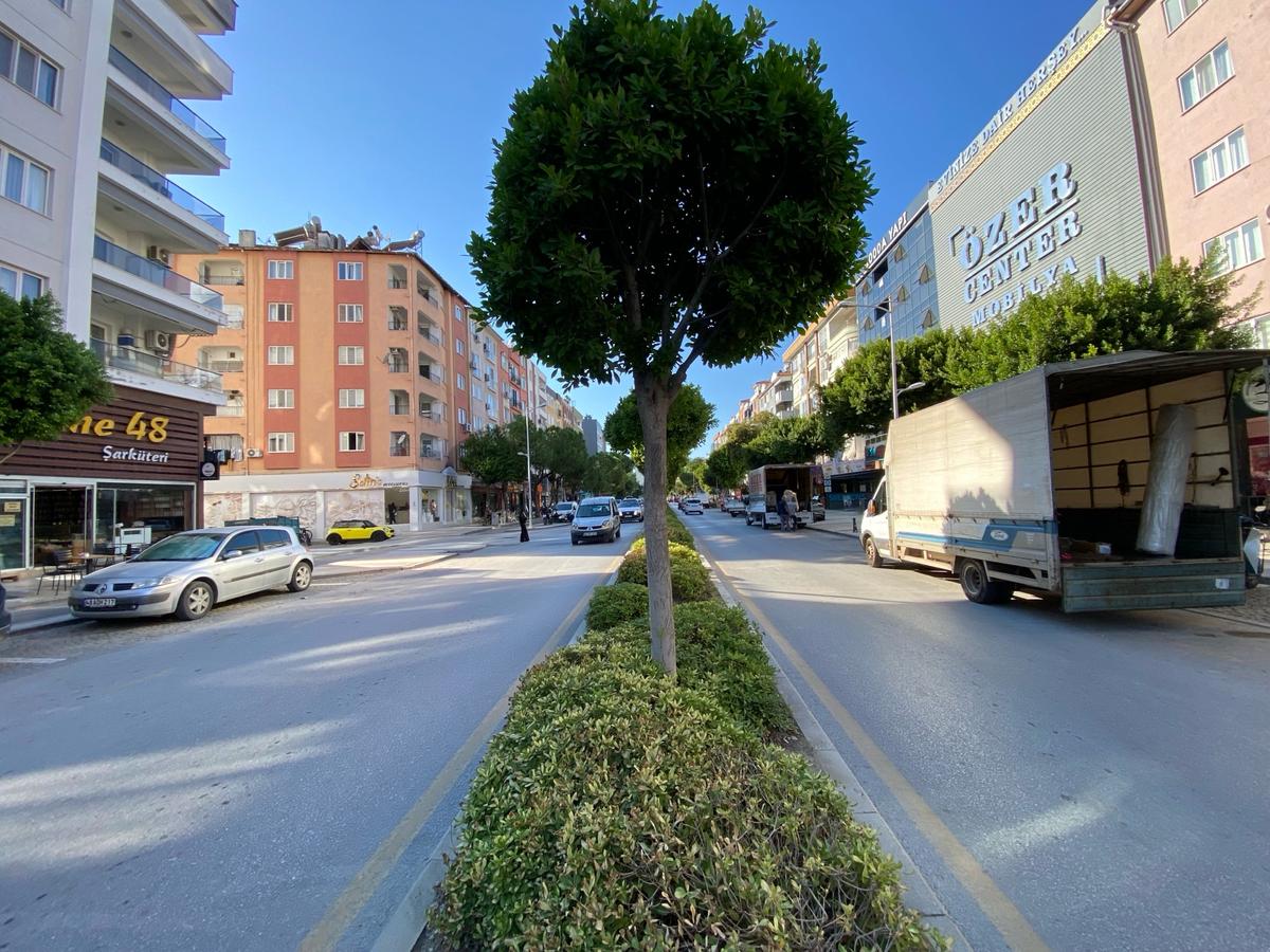 Ortaca Merkezde Bulvar Üzerinde 2+1 Kapalı Mutfak Asansörlü Daire - 3