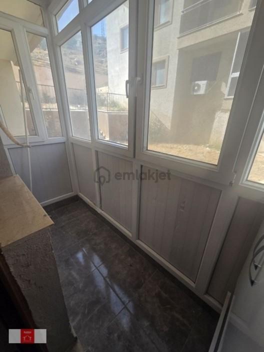 Bornova Işıkkent Sitesi 2+1 Otoparklı Doğalgazlı - 29