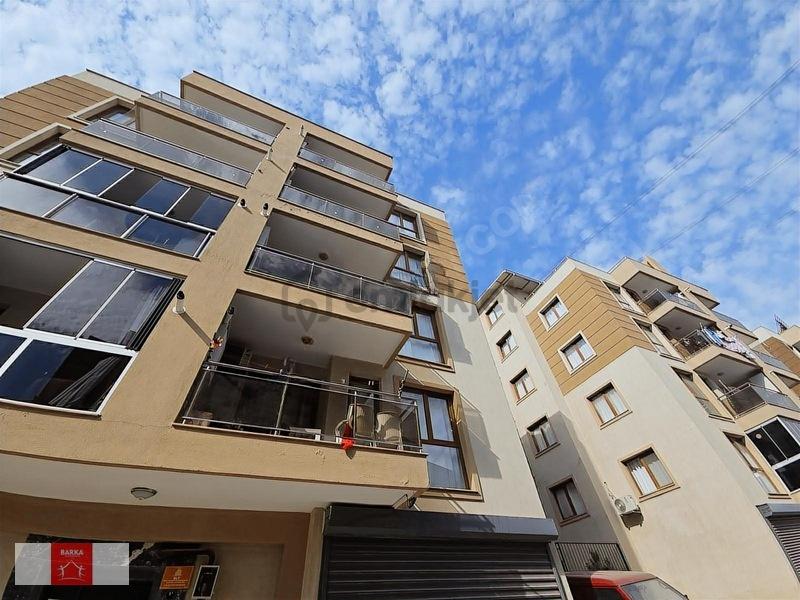 Bornova Işıkkent Sitesi 2+1 Otoparklı Doğalgazlı - 2
