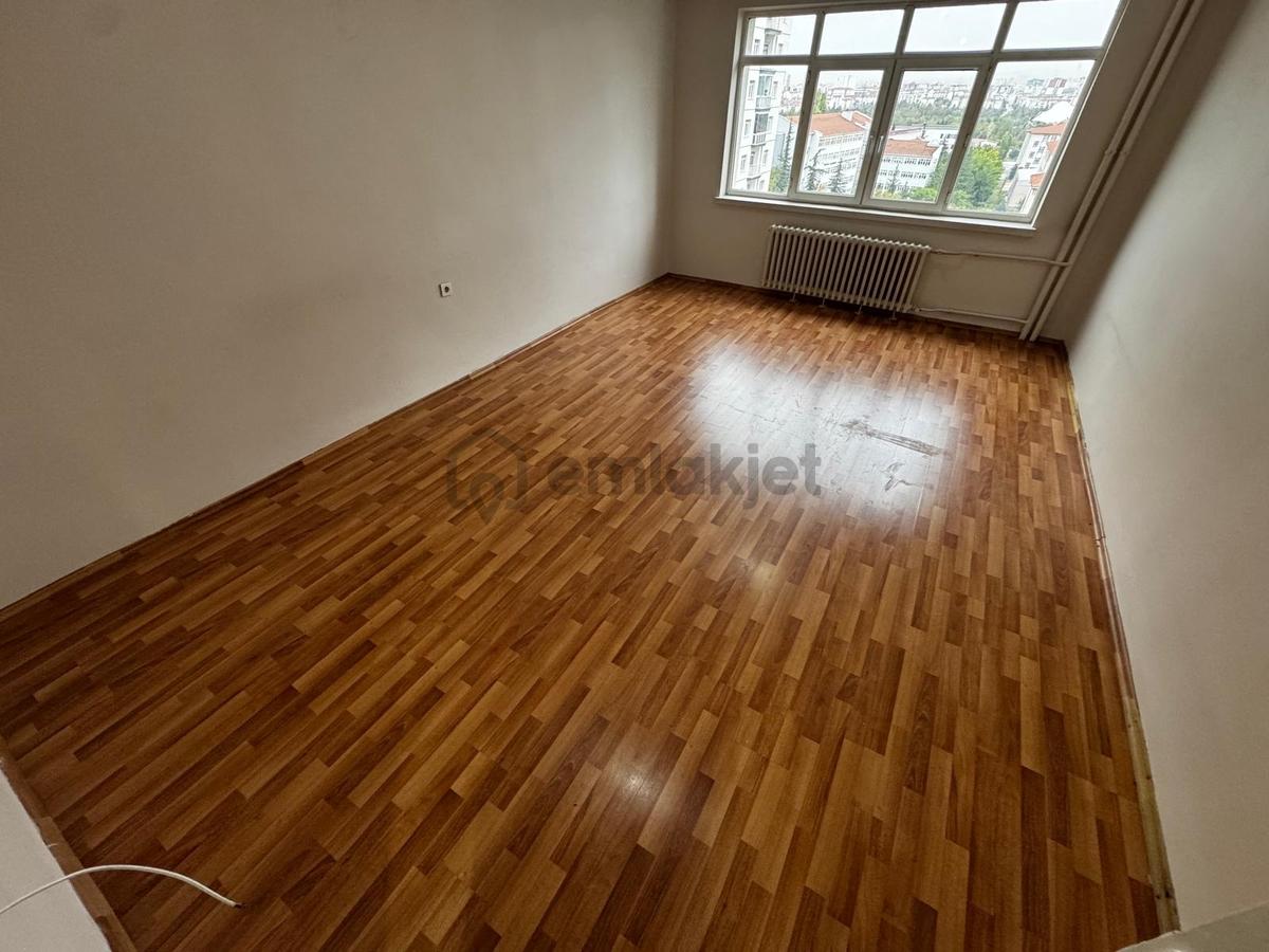Fatih Mah.3+1 Asansörlü Ön Cephe Site İçi Daire - 6