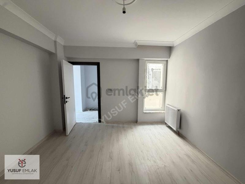 Askeriye Karşısı | 2+1 | Orta Kat | Kiralık - 15