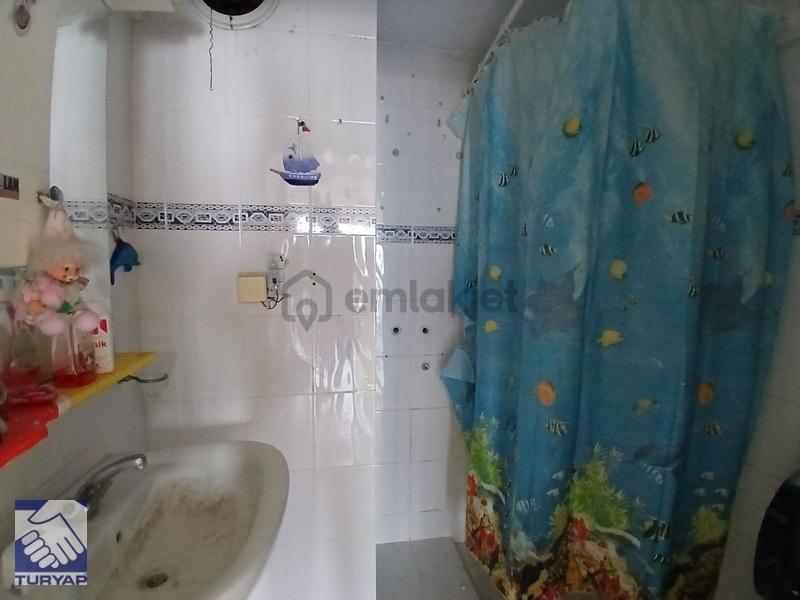 Kuşadası Sahilde Eşyasız Kiralık 1+1 Daire - 13