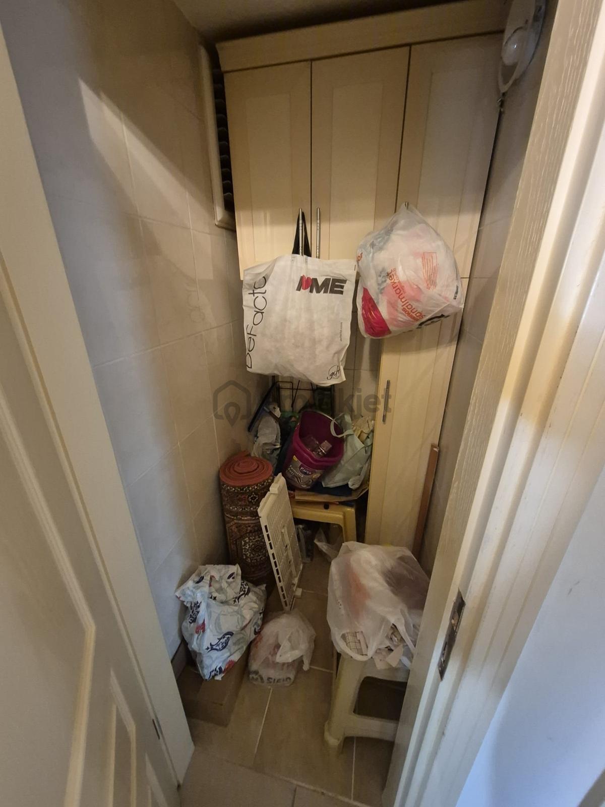 Satılık Şirinyerde 3+1 Bakımlı,ara Kat Daire - 26