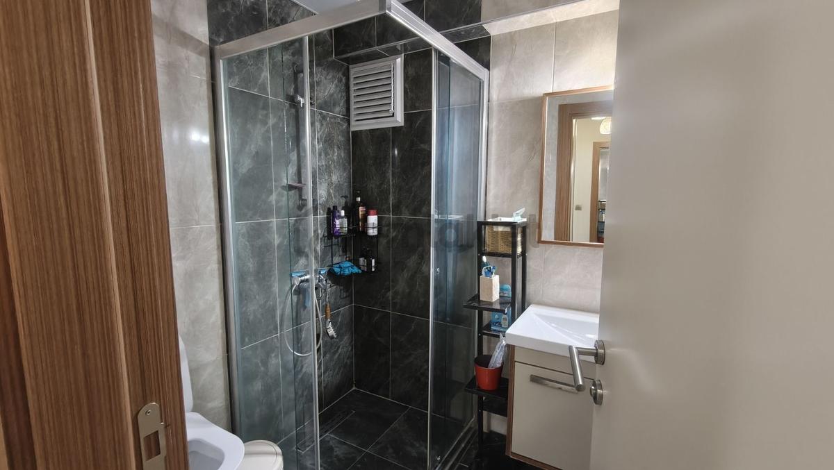 Havuzlu Sitede Çok Lüks Kullanışlı Satılık Geniş 3+1 Daire - 26
