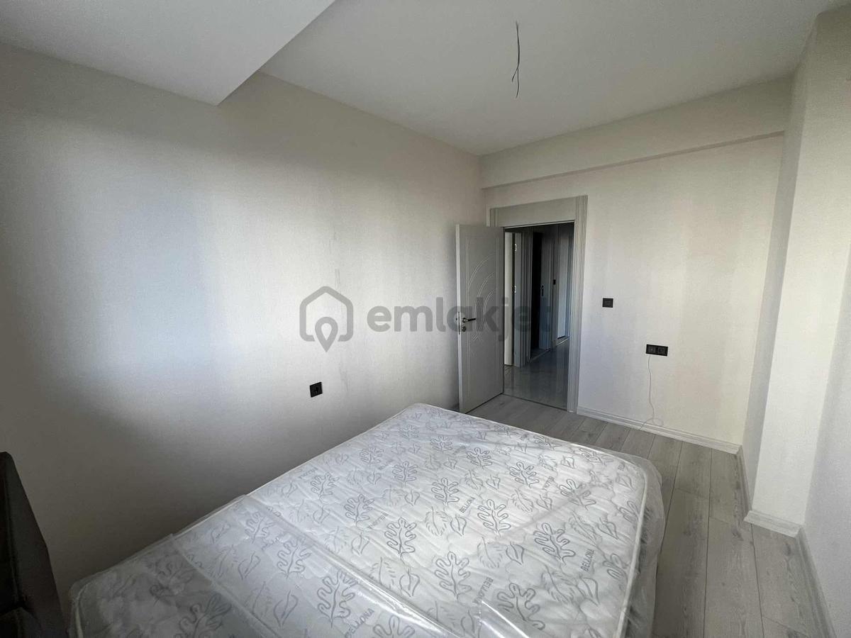 Bon Yapıda Kiralık 1+1 Geniş Lüks Daire - 8