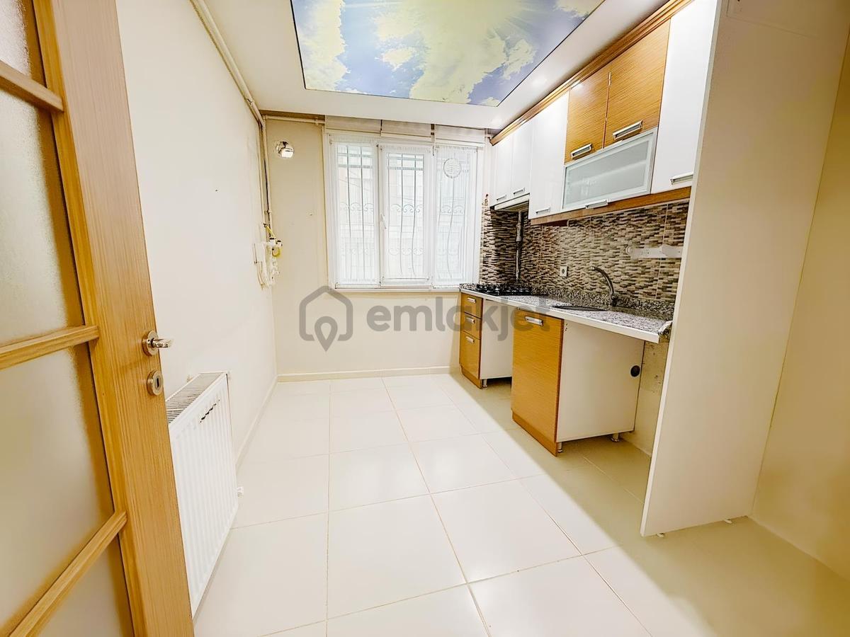 Metrobüse 8dk Kapalı Mutfaklı 1+1 Kiralık Yüksek Giriş Daire !!! - 3