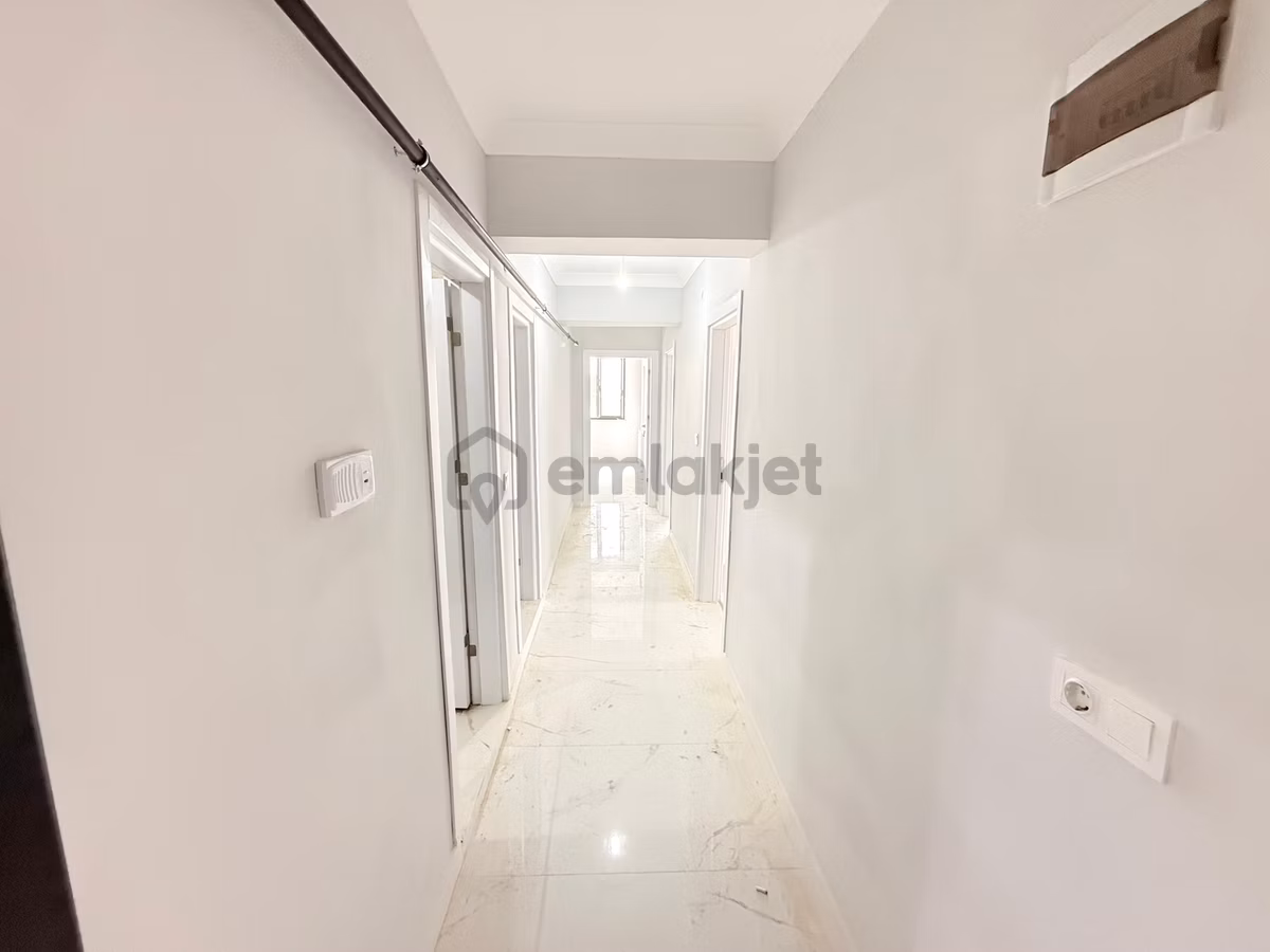 Güven'den Karaağaçta Kapalı Otoparklı Ara Kat 2+1 Daire - 28
