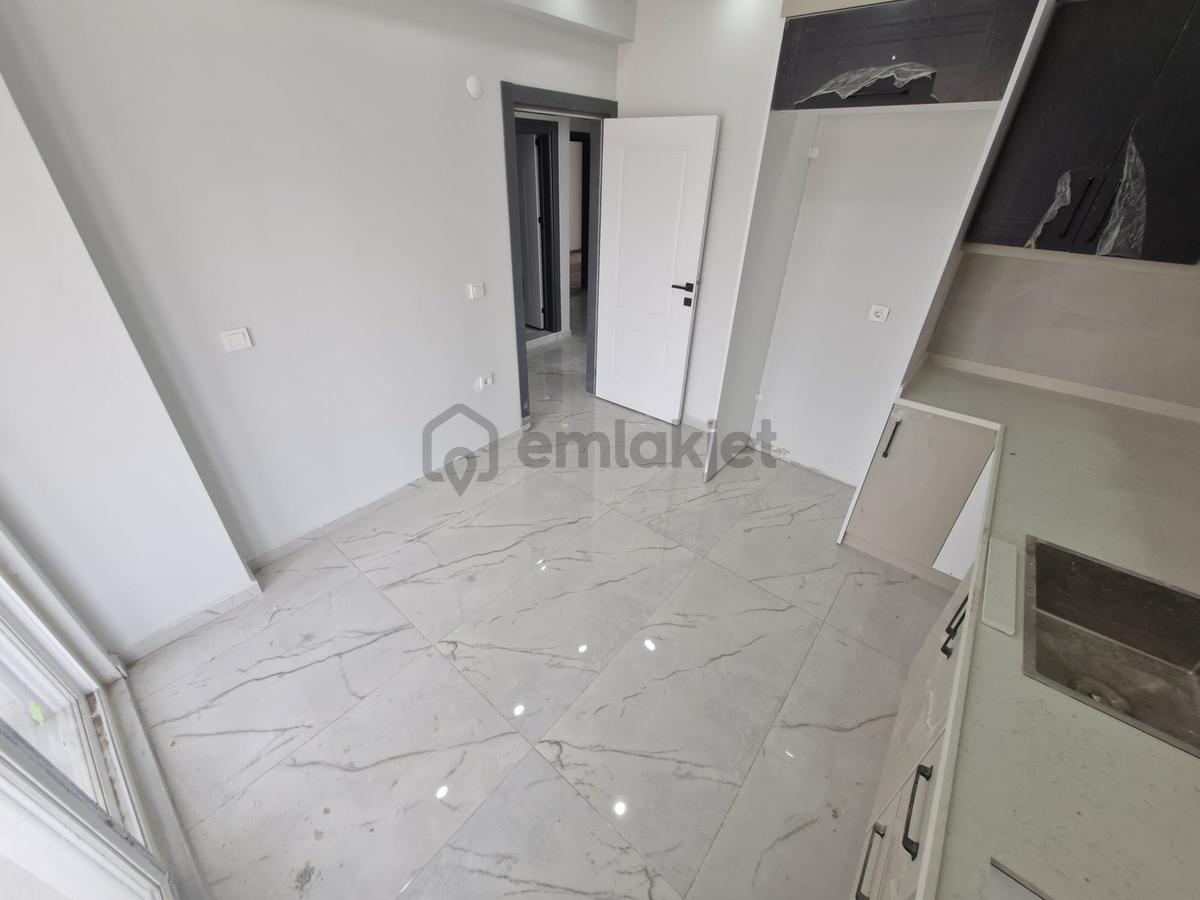 Huzur^dan Satılık 2+1 Daire (90m², Ara Kat, Ön Cephe) - 9