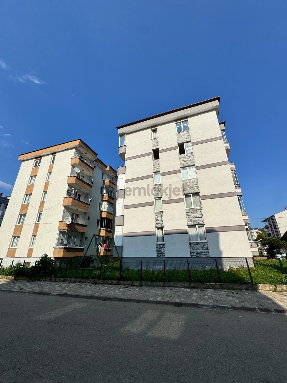 Remax Nadir'den Aksuda 3+1 3 Balkonlu Satılık Daire - 23