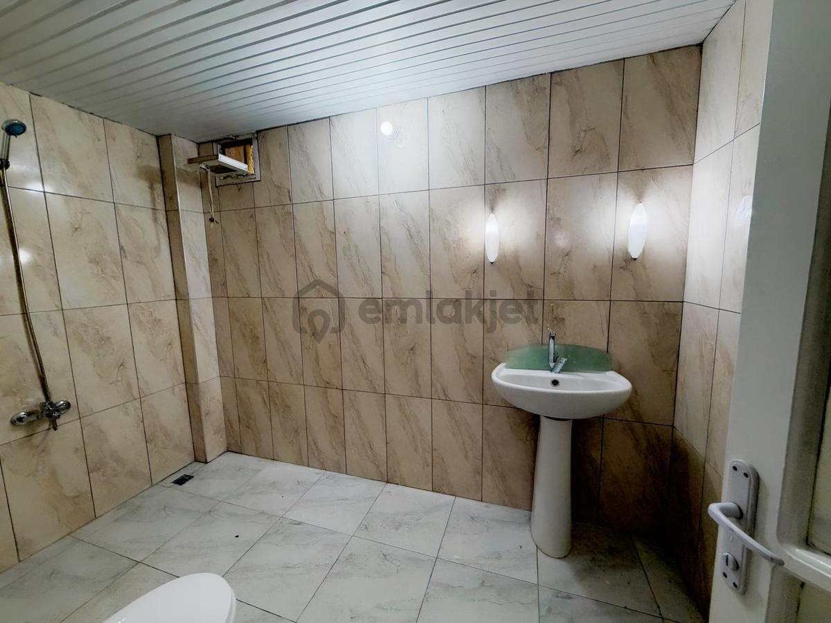 Yeni Rota'dan Merkezi Konumda 4+1 Kiralık Daire - 32
