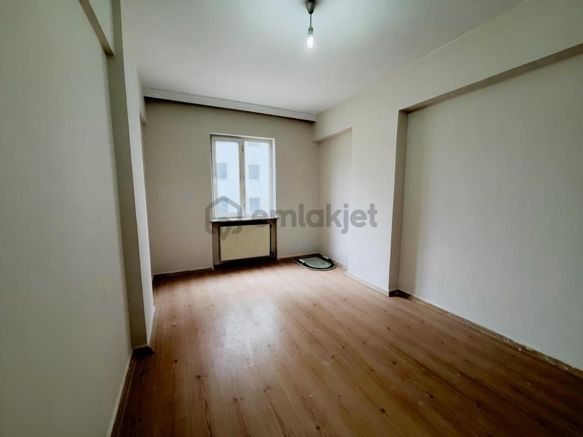Yeni Rota'dan Merkezi Konumda 4+1 Kiralık Daire - 31