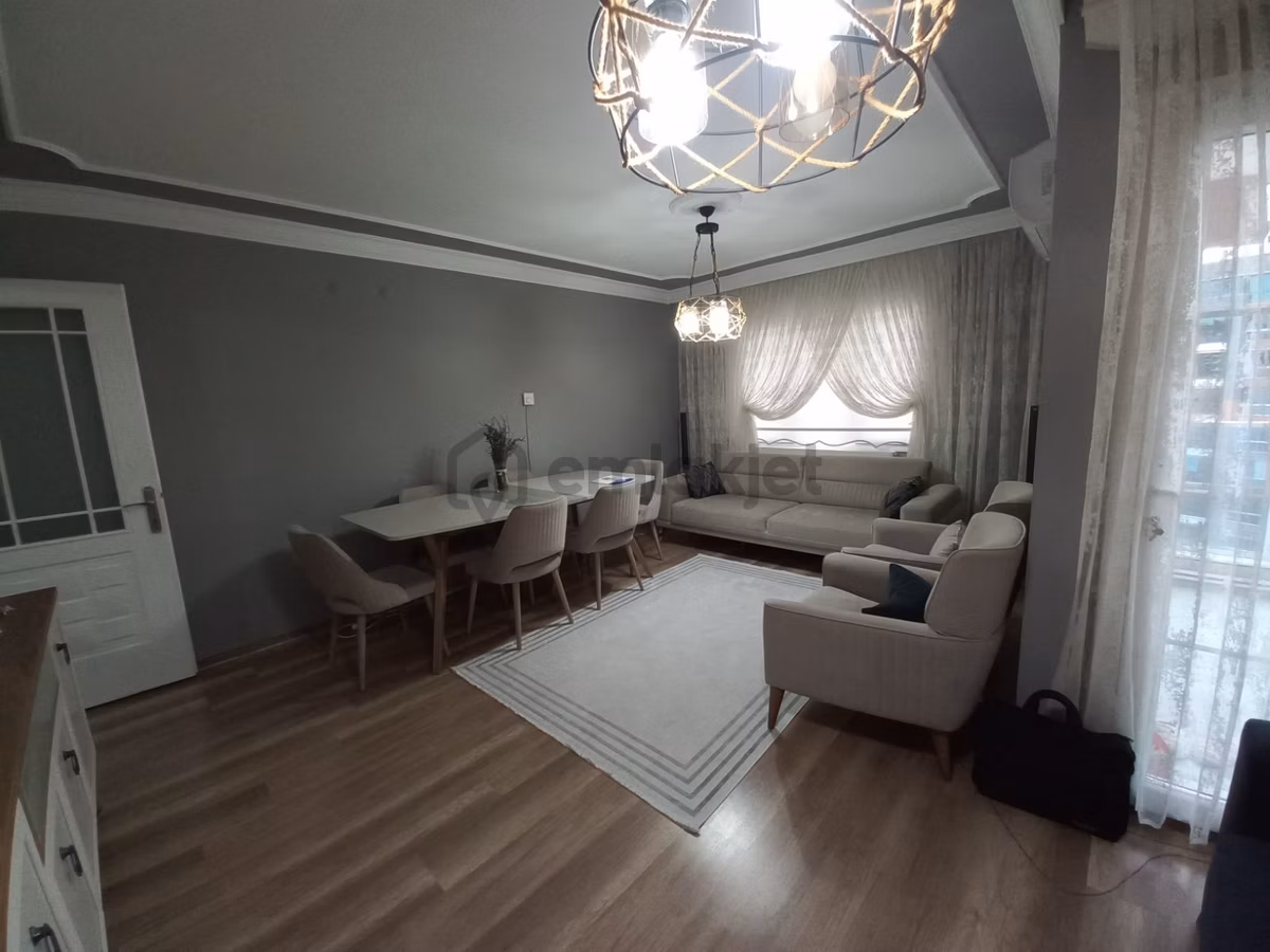 Karkent Sitesi'nde 3+1,3 Balkonlu, Güney Cepheli Satılık Daire - 13