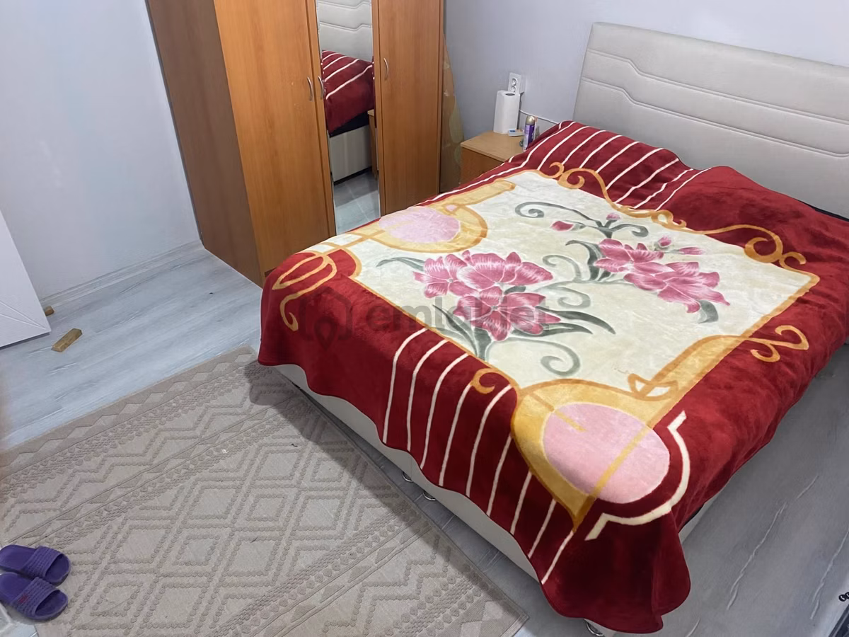 Burhaniye Pelitköy'de Denize 150 Metre Doğalgazlı Villa - 31